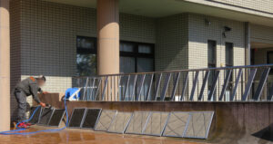 エアフィルター洗浄中