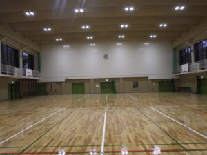 令和3年度　第50号　市立能登川南小学校体育館大規模改修工事（電気設備工事）